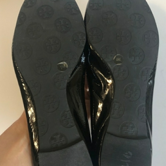 Tory Burch Reva Black Patent Logo Flat Cinch 8 - Picture 10 of 10
